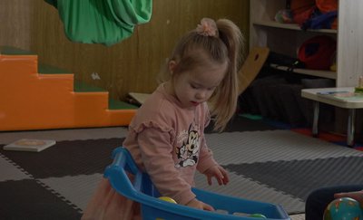 "Мрію почути слово мама": історія черкаської сім’ї, яка виховує доньку з синдромом Дауна "Мрію почути слово мама": історія черкаської сім’ї, яка виховує доньку з синдромом Дауна
