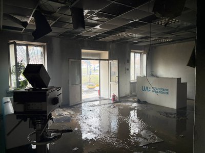 Унаслідок масованого дронового обстрілу Дніпра пошкоджено будівлю регіональної редакції Суспільного Унаслідок масованого дронового обстрілу Дніпра пошкоджено будівлю регіональної редакції Суспільного