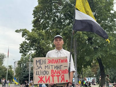 Тиждень протестів у Дніпрі: містяни вимагають повернути Федорова на посаду міністра оборони
