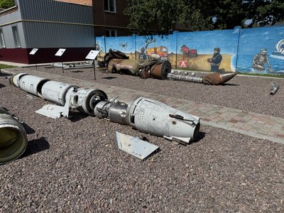 Чим Росія атакує регіон: рятувальники Полтавщини створили музей боєприпасів під відкритим небом