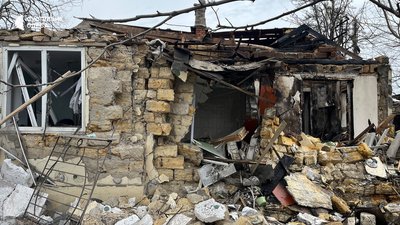 "Дах зруйнований, вікон і дверей немає": що розповіли очевидці про нічну атаку дронів на Одесу