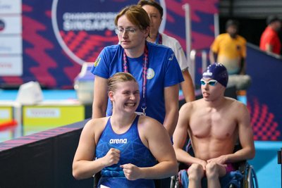 Українка Анна Гонтар перед естафетою на чемпіонаті світу-2025 з параплавання Українка Анна Гонтар перед естафетою на чемпіонаті світу-2025 з параплавання
