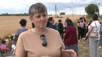 Пам’ятний знак встановили на місці ДТП на Рівненщині, де загинули 14 людей