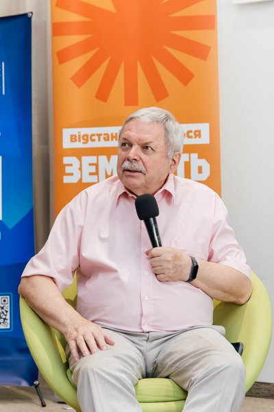 «Маємо борг солідарності перед кримськотатарським народом»: у Львові говорили про Крим «Маємо борг солідарності перед кримськотатарським народом»: у Львові говорили про Крим