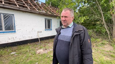Атака "шахеда" в Прилуцькому районі на Чернігівщині: як ліквідовують наслідки та чи буде компенсація за пошкоджене майно Атака "шахеда" в Прилуцькому районі на Чернігівщині: як ліквідовують наслідки та чи буде компенсація за пошкоджене майно