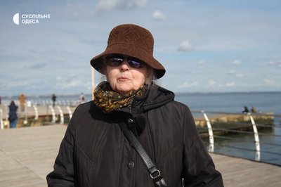 "Побачила цей колір — закохалася": що вдягають одесити та одеситки цієї осені