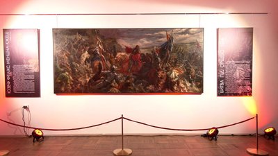 Відреставровану картину "Битва під Оршею" презентували у Рівненському обласному краєзнавчому музеї