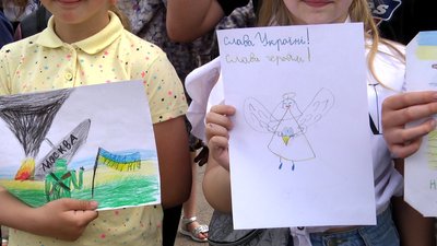 У Житомирі учні та вчителі ліцею №24 зібрали 350 тисяч гривень на автівку для ЗСУ
