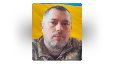 На Чернігівщині попрощалися з військовими Миколою Тищенком та Олександром Бєлобловським На Чернігівщині попрощалися з військовими Миколою Тищенком та Олександром Бєлобловським