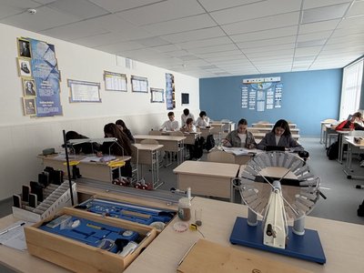 STEM, мови чи хімія: які профілі та зміни чекають на школярів Новодністровська на Буковині STEM, мови чи хімія: які профілі та зміни чекають на школярів Новодністровська на Буковині