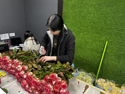 Тюльпани, троянди, альстромерії: скільки коштують квіти у Полтаві перед 8 березня