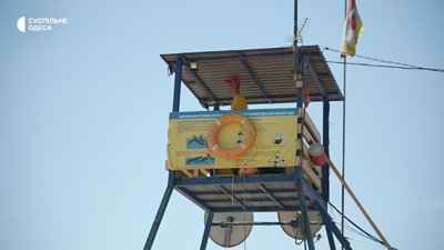 Після трагедії на "Відраді": як працюють укриття, медики та рятувальники на пляжах Одеси Після трагедії на "Відраді": як працюють укриття, медики та рятувальники на пляжах Одеси