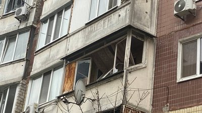 Атака РФ по Дніпру. Що відбувається на місці події