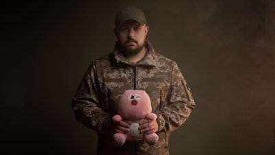 "Писав уночі, коли всі засинали": закарпатський репер Тур створив альбом на фронті "Писав уночі, коли всі засинали": закарпатський репер Тур створив альбом на фронті
