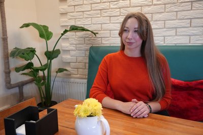 "Кава — це вид психотерапії". Херсонська кав'ярня продовжує працювати у найбільш небезпечному районі міста "Кава — це вид психотерапії". Херсонська кав'ярня продовжує працювати у найбільш небезпечному районі міста