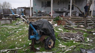 “Заховатись не встигла”: російський дрон влучив у приватний будинок у Стецьківці “Заховатись не встигла”: російський дрон влучив у приватний будинок у Стецьківці