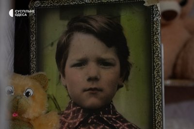 Катували в підвалах Нової Каховки та зник безвісти у Кринках: мати чекає на свого сина Катували в підвалах Нової Каховки та зник безвісти у Кринках: мати чекає на свого сина
