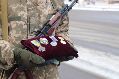 В Охтирці попрощалися з військовослужбовцем Володимиром Плевакою В Охтирці попрощалися з військовослужбовцем Володимиром Плевакою