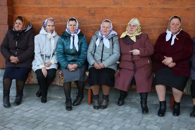 Жінки, гаївки, село Чортовець, Івано-Франківщина Жінки, гаївки, село Чортовець, Івано-Франківщина