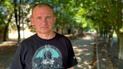 Роман Падун життя евакуація люди прифронтове місто Курахове Донецька область Роман Падун життя евакуація люди прифронтове місто Курахове Донецька область