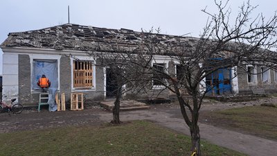 Пошкоджений російськими обстрілами будинок село Сергіївка Удачненська громада Покровський район Донецька область 27 січня 2025 рік Пошкоджений російськими обстрілами будинок село Сергіївка Удачненська громада Покровський район Донецька область 27 січня 2025 рік