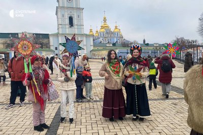 У центрі столиці почалася традиційна різдвяна хода У центрі столиці почалася традиційна різдвяна хода