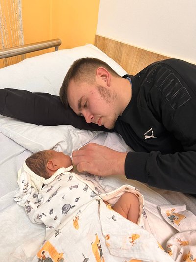 “Не можу назвати це життям”: 22-річна дружина Дениса Голода розповіла про втрату чоловіка “Не можу назвати це життям”: 22-річна дружина Дениса Голода розповіла про втрату чоловіка