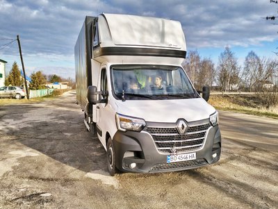 "Високо сиджу, далеко бачу": бухгалтерка з Волині стала водійкою вантажівки "Високо сиджу, далеко бачу": бухгалтерка з Волині стала водійкою вантажівки