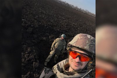 Буковинський вибухотехнік Андрій Гаврих разом із колегою Буковинський вибухотехнік Андрій Гаврих разом із колегою