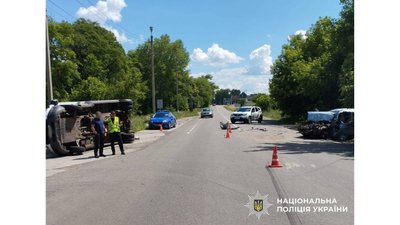 Поліцейські розслідують обставини смертельної ДТП, яка сталася на Прилуччині у Чернігівській області Поліцейські розслідують обставини смертельної ДТП, яка сталася на Прилуччині у Чернігівській області