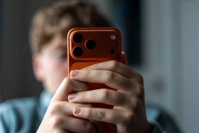Доступ до соцмереж із 15 років: що передбачають нові правила у Греції Доступ до соцмереж із 15 років: що передбачають нові правила у Греції