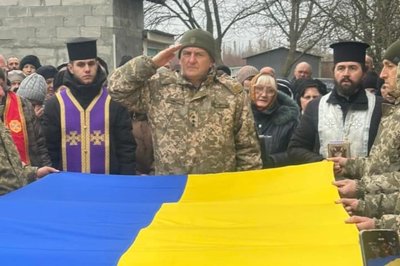 Поховали бійця, Андрій Крулик, Тернопільщина, березень 2025 Поховали бійця, Андрій Крулик, Тернопільщина, березень 2025