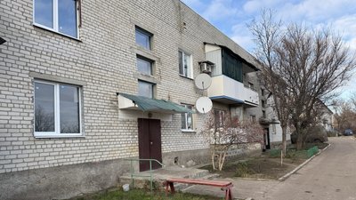 Будинок пошкоджений під час обстрілу Черкаське Донецька область 24 грудня 2025 рік Будинок пошкоджений під час обстрілу Черкаське Донецька область 24 грудня 2025 рік
