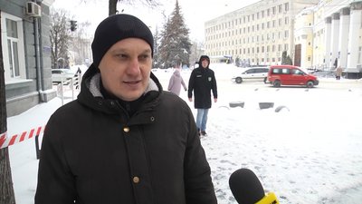 У Житомирі видали понад 250 приписів власникам будівель через неприбраний сніг і лід