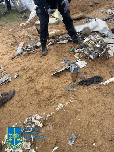 Прокуратура розпочала розслідування нічого обстрілу інфраструктури на Одещині Прокуратура розпочала розслідування нічого обстрілу інфраструктури на Одещині