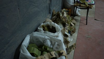 "Якщо не ми, то хто?". У Сумах бракує волонтерів для плетіння сіток "Якщо не ми, то хто?". У Сумах бракує волонтерів для плетіння сіток