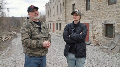 Подружжя з Дніпра відновлює старий водяний млин на Тернопільщині Подружжя з Дніпра відновлює старий водяний млин на Тернопільщині