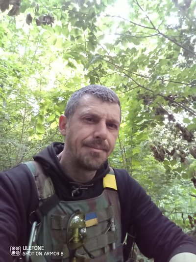 “Там я — герой, а в ТЦК — вже ніхто?” — історія військового з Буковини, який після фронту перевівся у ТЦК “Там я — герой, а в ТЦК — вже ніхто?” — історія військового з Буковини, який після фронту перевівся у ТЦК