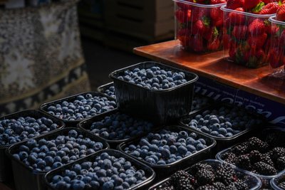 Сезонні ягоди: які ціни на ринках Запоріжжя Сезонні ягоди: які ціни на ринках Запоріжжя