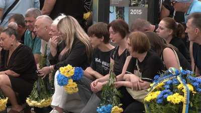 З військовим Олегом Іванченком попрощалися у Рівному З військовим Олегом Іванченком попрощалися у Рівному