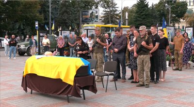 "Був веселий, усміхнений": з військовим Олегом Вдовенком попрощалися у Рівному "Був веселий, усміхнений": з військовим Олегом Вдовенком попрощалися у Рівному