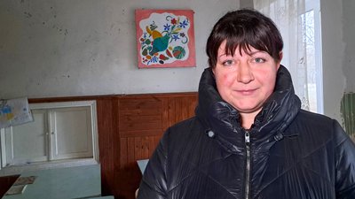 Шелтер для переселенців з Мирнограда соціальна працівниця Юлія Турчина село Михайлівка Дніпропетровська область 13 грудня 2024 рік Шелтер для переселенців з Мирнограда соціальна працівниця Юлія Турчина село Михайлівка Дніпропетровська область 13 грудня 2024 рік