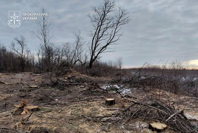 Пожежі через атаки, катування дитини, прощання із загиблим в Кривому Розі. Головні новини Дніпра та області 25 червня Пожежі через атаки, катування дитини, прощання із загиблим в Кривому Розі. Головні новини Дніпра та області 25 червня