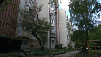 Хотіла вчинити самогубство: дівчина з Чернігова, яку судять за вбивство батька, розповіла про свій стан перед інцидентом Хотіла вчинити самогубство: дівчина з Чернігова, яку судять за вбивство батька, розповіла про свій стан перед інцидентом