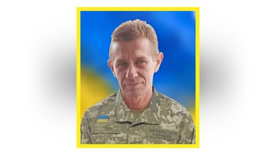 На Чернігівщині попрощались з двома захисниками України: Юрієм Нікитченком та Володимиром Онищенком