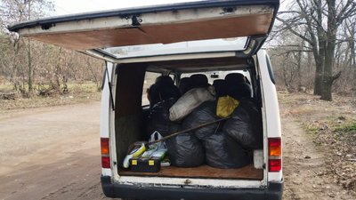 Сміття у кропивницькому лісопарку: хто повинен прибирати Сміття у кропивницькому лісопарку: хто повинен прибирати