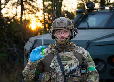“Таких, як він, мало”: дружина розповіла про воїна Дениса Мирона з Сумщини “Таких, як він, мало”: дружина розповіла про воїна Дениса Мирона з Сумщини