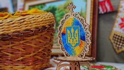 Вишивка, яку створює родина Заблоцьких Вишивка, яку створює родина Заблоцьких