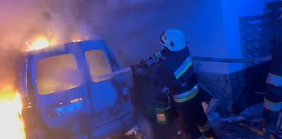 На Хмельниччині під час пожежі автомобіля травмувався чоловік На Хмельниччині під час пожежі автомобіля травмувався чоловік