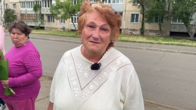 У Кривому Розі вшанували пам'ять дітей, які загинули через удар по дитмайданчику У Кривому Розі вшанували пам'ять дітей, які загинули через удар по дитмайданчику
